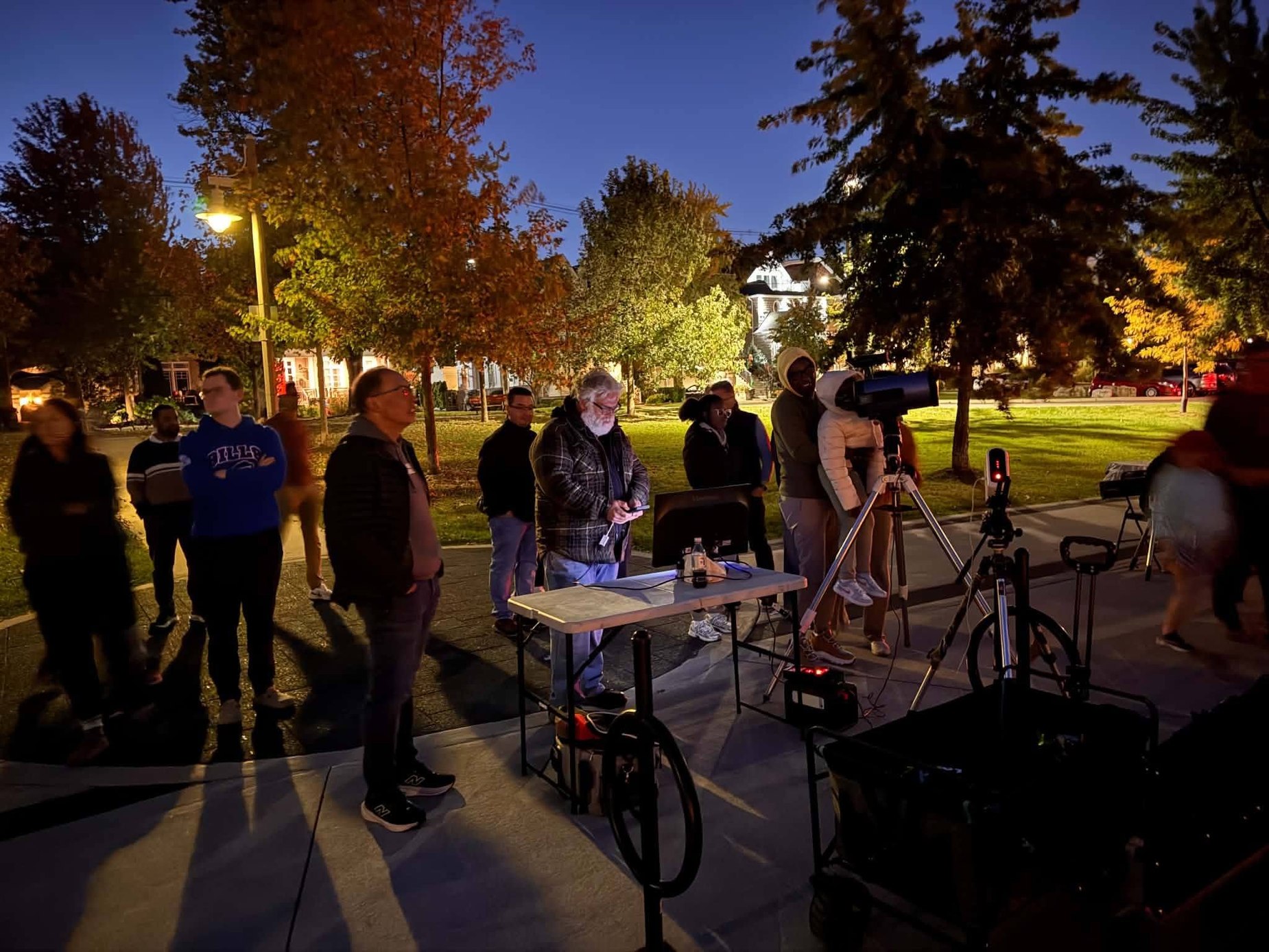 Community night observing with telescopes